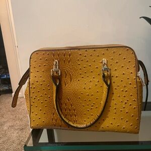 Sophisticated Tan Satchel with Textured Design